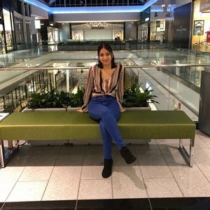 Meet your Posher, Melissa